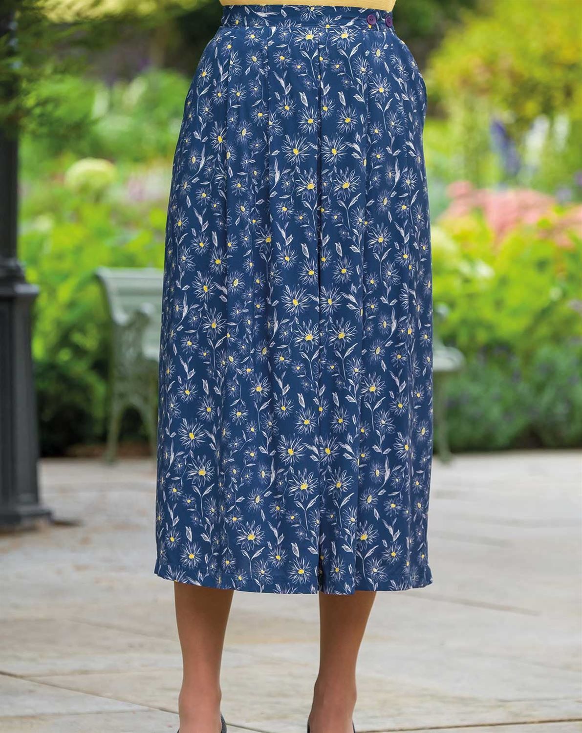 Daisy shop patterned skirt